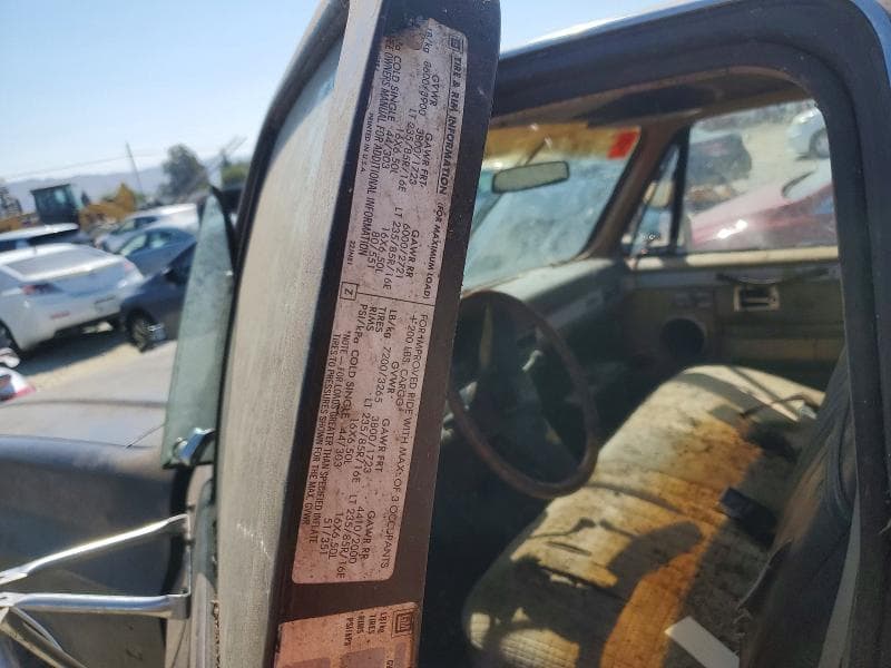 1985 GMC C2500 12