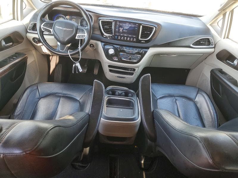 2018 CHRYSLER PACIFICA TOURING L 8