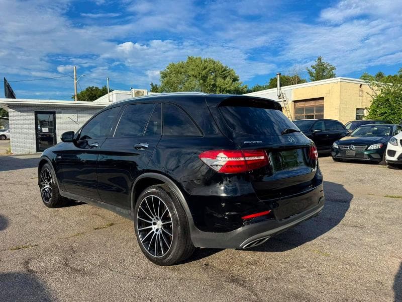2018 MERCEDES-BENZ GLC 43 4MATIC AMG 3