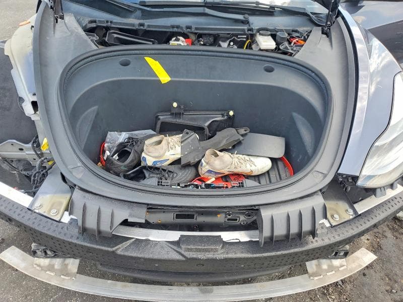 2022 TESLA MODEL 3 11