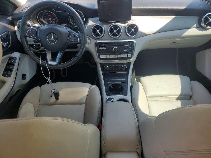 2018 MERCEDES-BENZ GLA 250 4MATIC 8