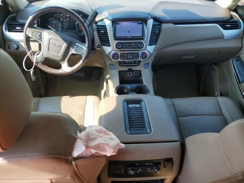 2017 GMC YUKON SLT 8