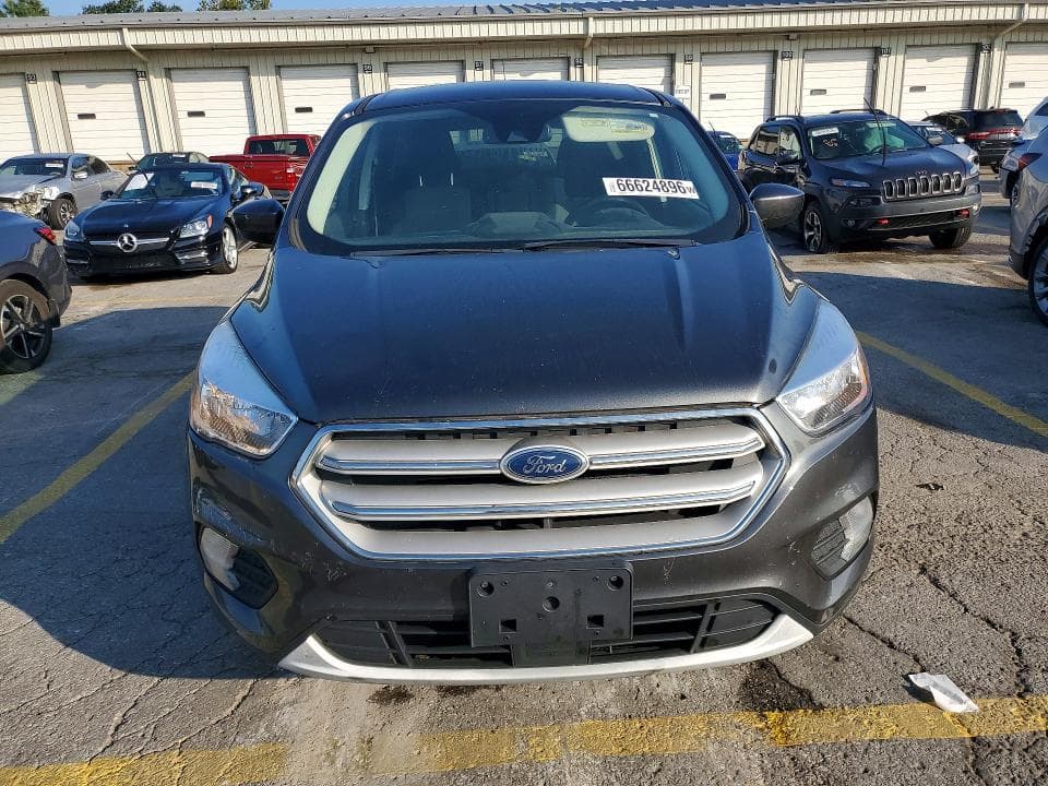 2019 FORD ESCAPE SE 5