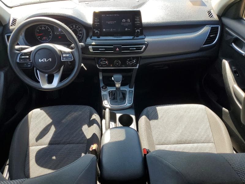2023 KIA SELTOS LX 8