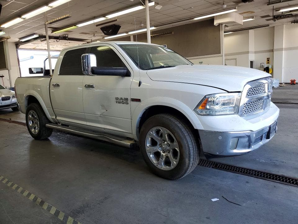 2017 RAM 1500 LARAMIE 4
