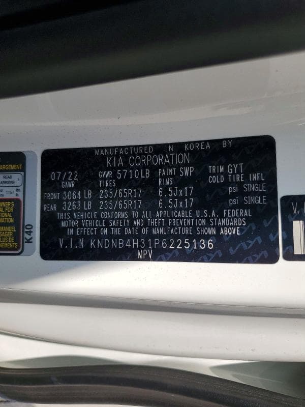 2023 KIA CARNIVAL LX 13
