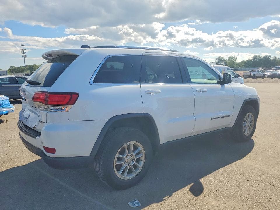 2020 JEEP GRAND CHEROKEE LAREDO 3