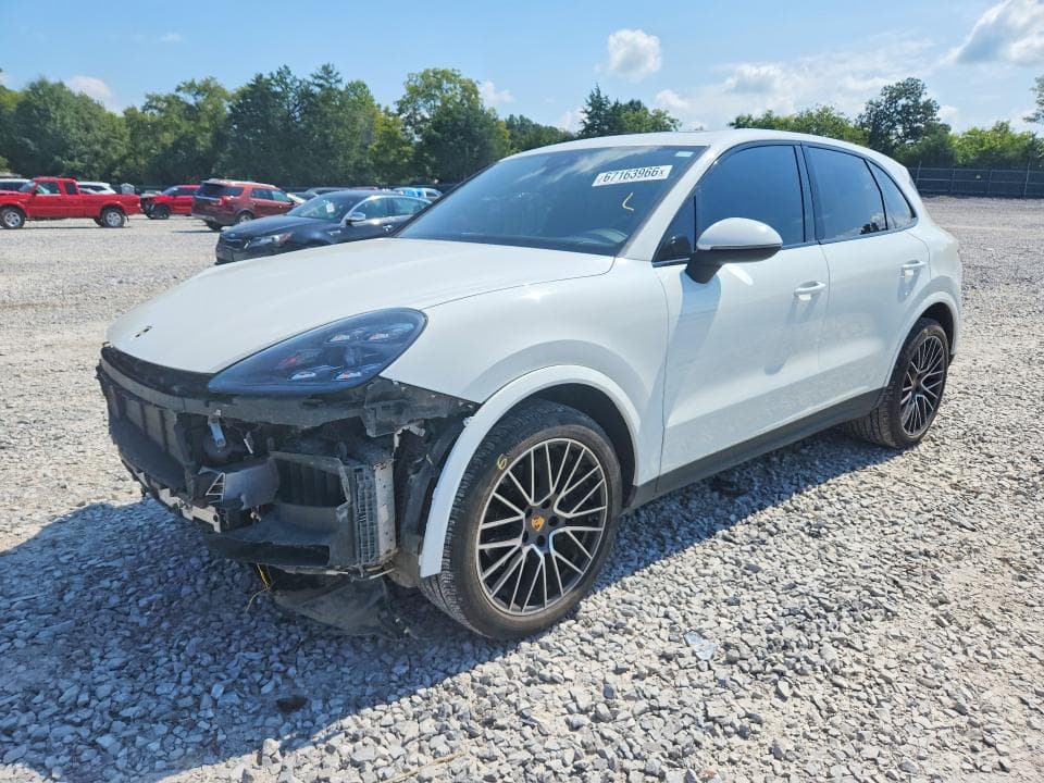 2019 PORSCHE CAYENNE - 1