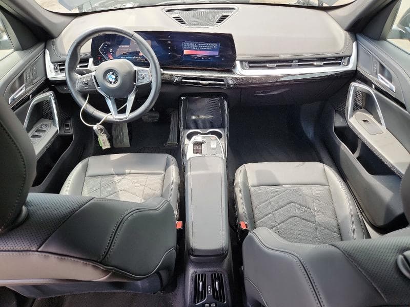2025 BMW X1 XDRIVE28I 8