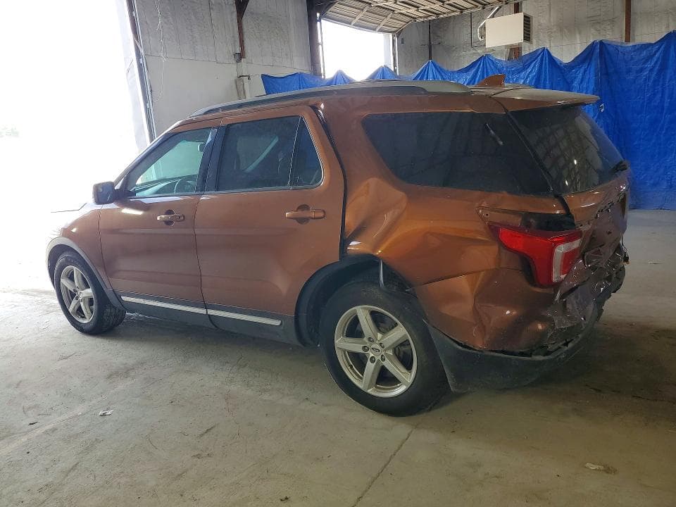2017 FORD EXPLORER XLT 2