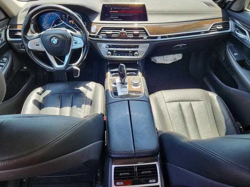 2019 BMW 740 I 8