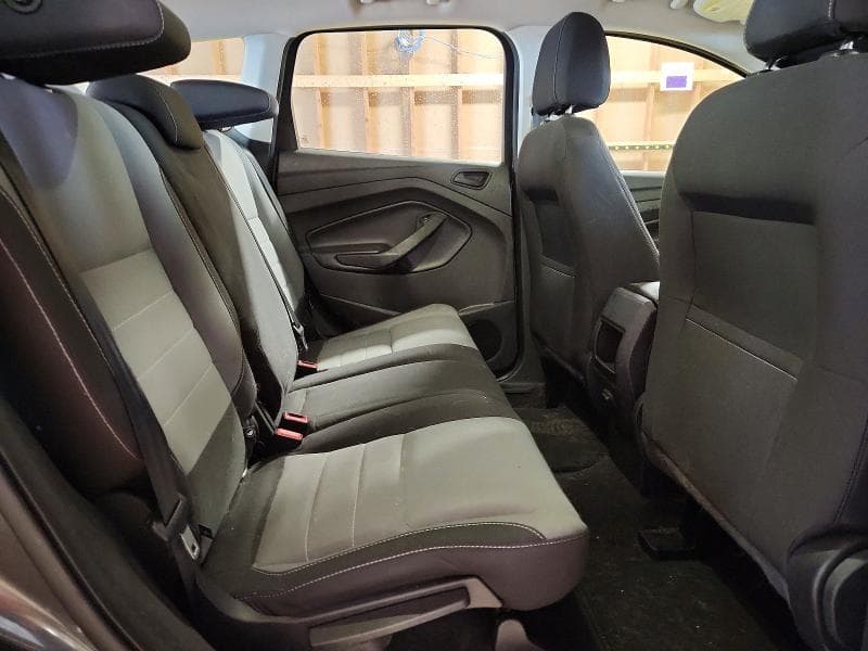 2017 FORD ESCAPE S 11