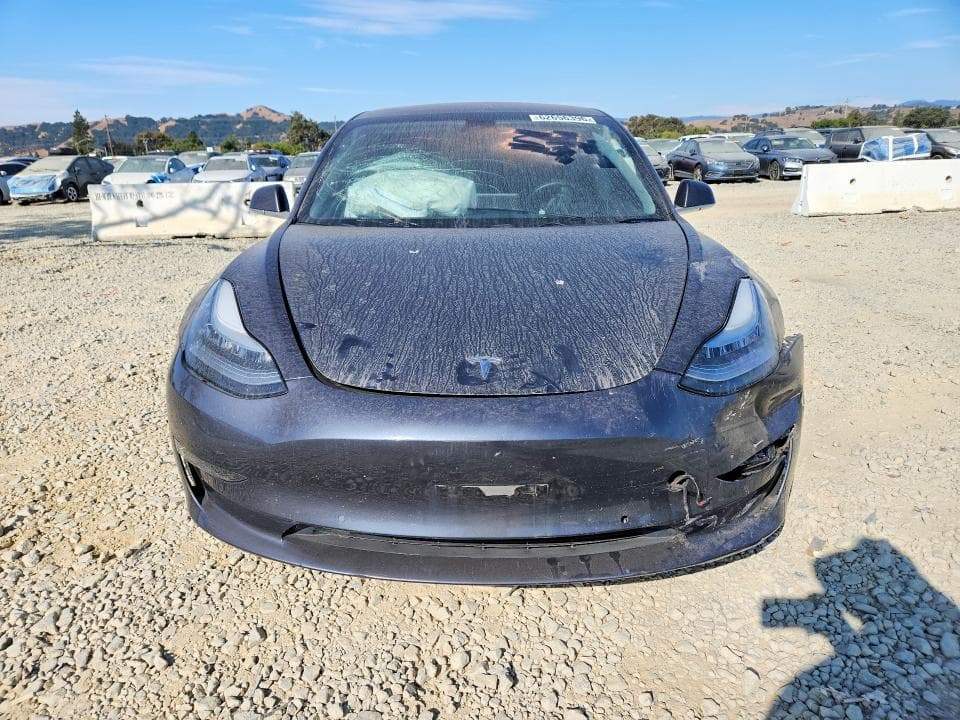 2018 TESLA MODEL 3 5