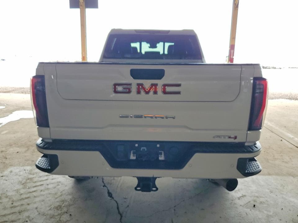 2024 GMC SIERRA 6