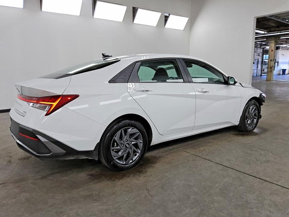 2026 HYUNDAI ELANTRA HYBRID BLUE 3