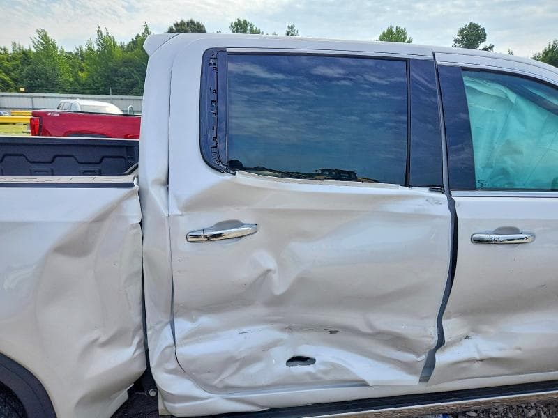 2025 GMC SIERRA K1500 DENALI 10
