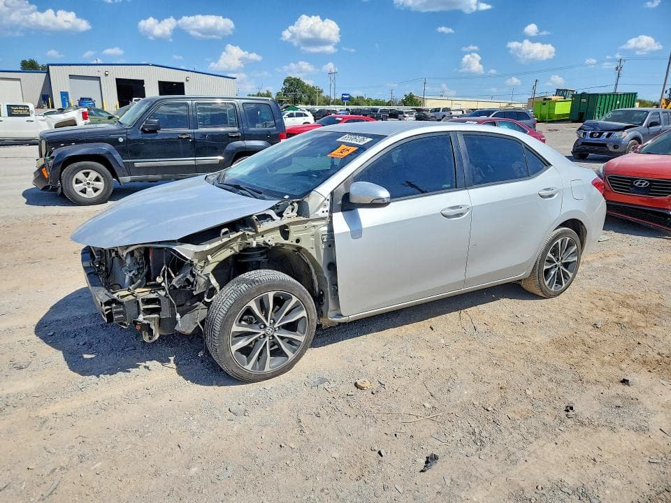 2018 TOYOTA COROLLA SE - 1