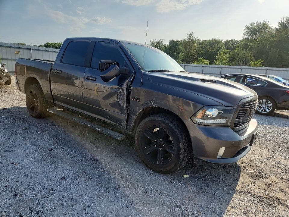2018 RAM 1500 SPORT 4