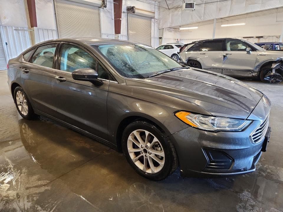 2020 FORD FUSION SE 4