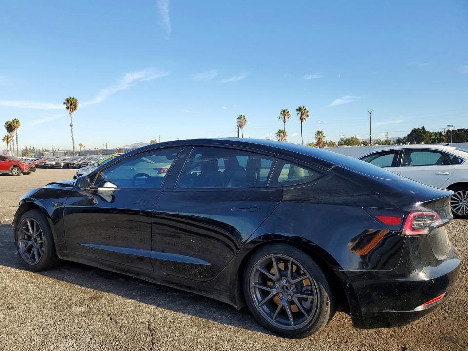 2022 TESLA MODEL 3 2