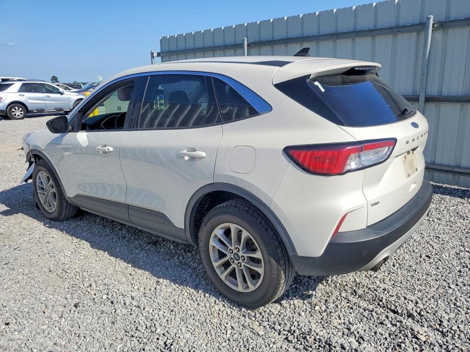 2022 FORD ESCAPE SE 2