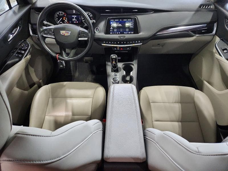 2022 CADILLAC XT4 LUXURY 8