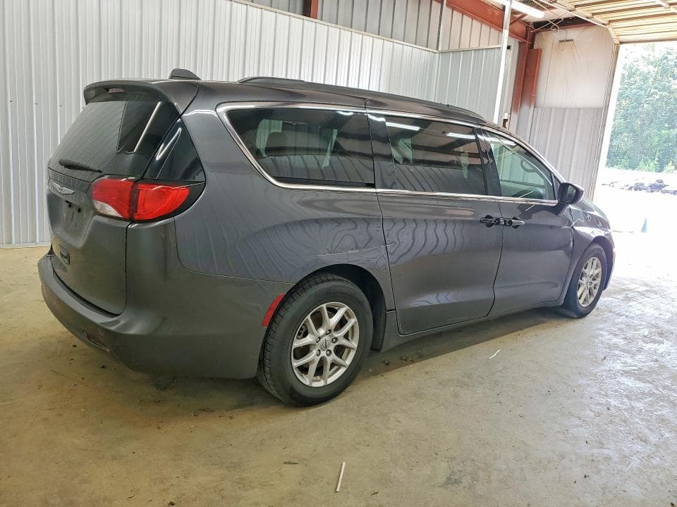 2021 CHRYSLER VOYAGER LXI 5