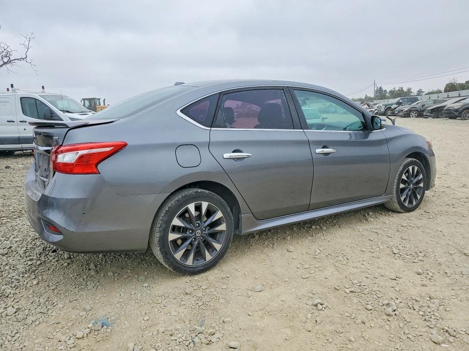 2018 NISSAN SENTRA SR 3