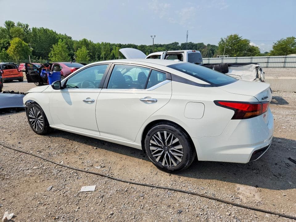 2025 NISSAN ALTIMA SV 2