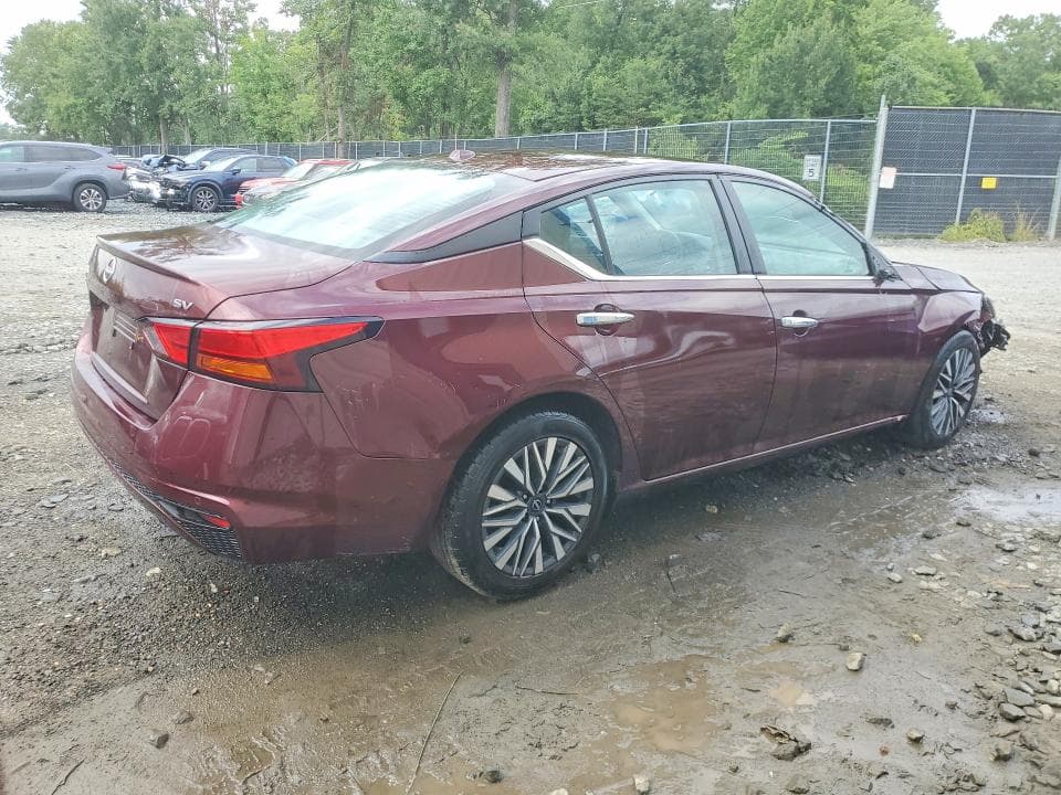 2024 NISSAN ALTIMA SV 3