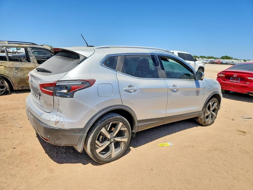 2022 NISSAN ROGUE SPORT SL 3