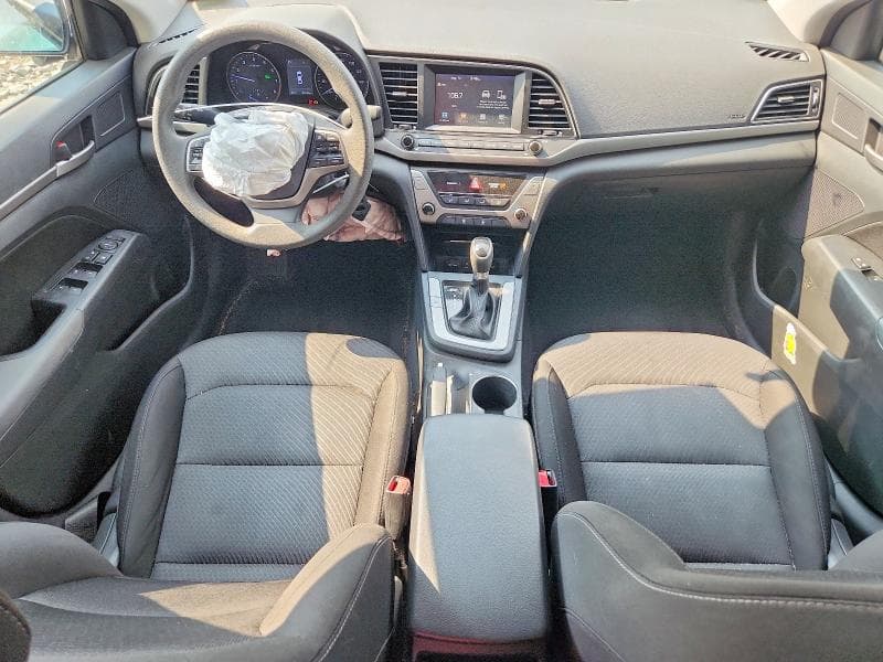 2018 HYUNDAI ELANTRA SEL 8