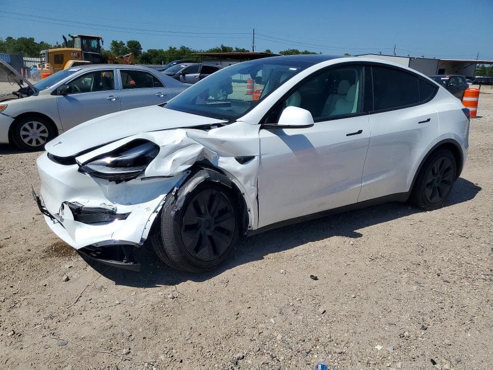 2024 TESLA MODEL Y - 1