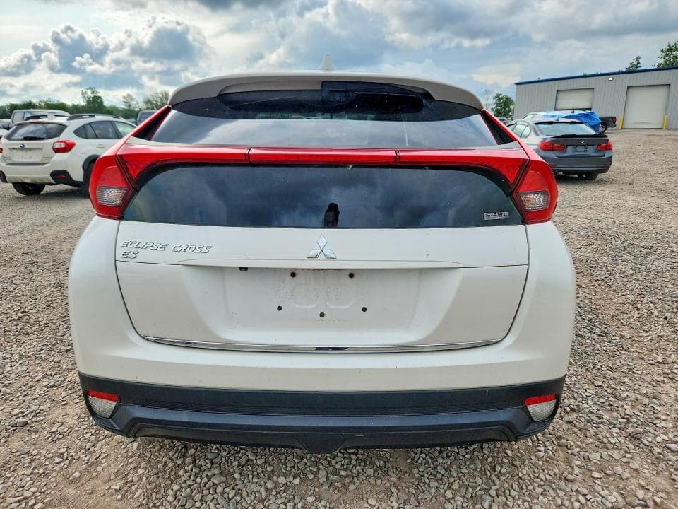 2020 MITSUBISHI ECLIPSE CROSS ES 6
