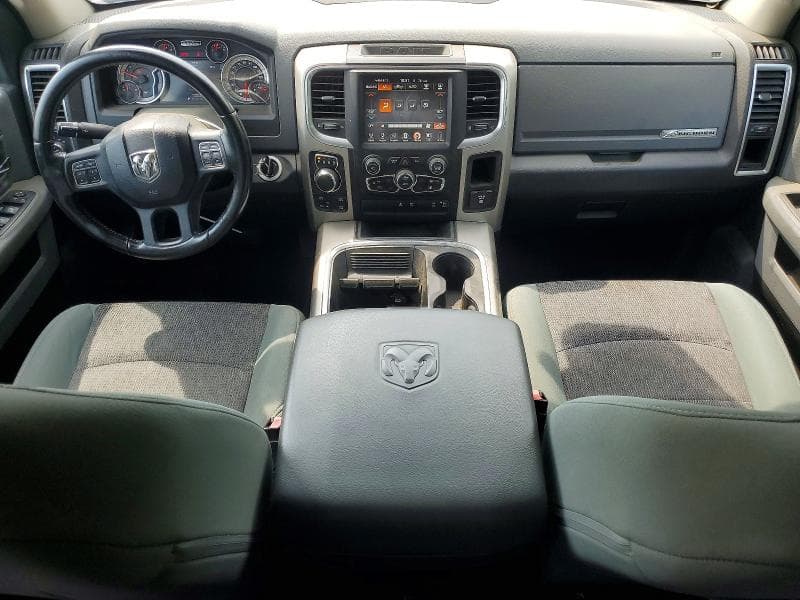 2017 RAM 1500 SLT 8