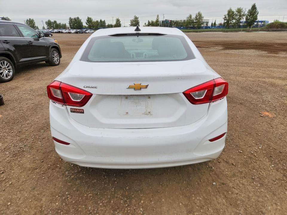 2018 CHEVROLET CRUZE LS 6