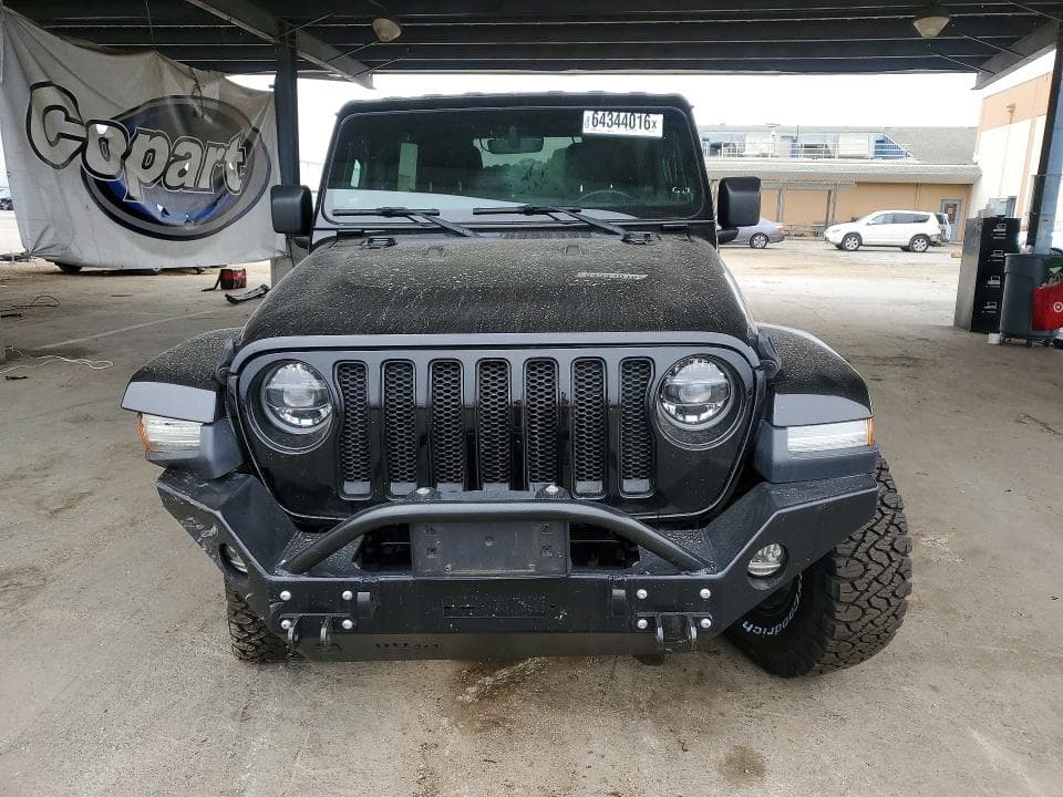 2019 JEEP WRANGLER UNLIMITED SAHARA 5
