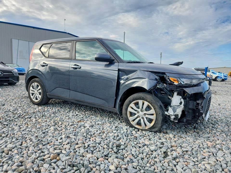 2021 KIA SOUL LX 4