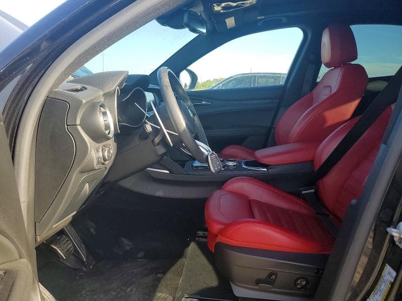 2023 ALFA ROMEO STELVIO SPRINT 7