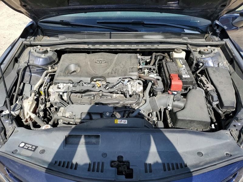 2021 TOYOTA CAMRY SE 11