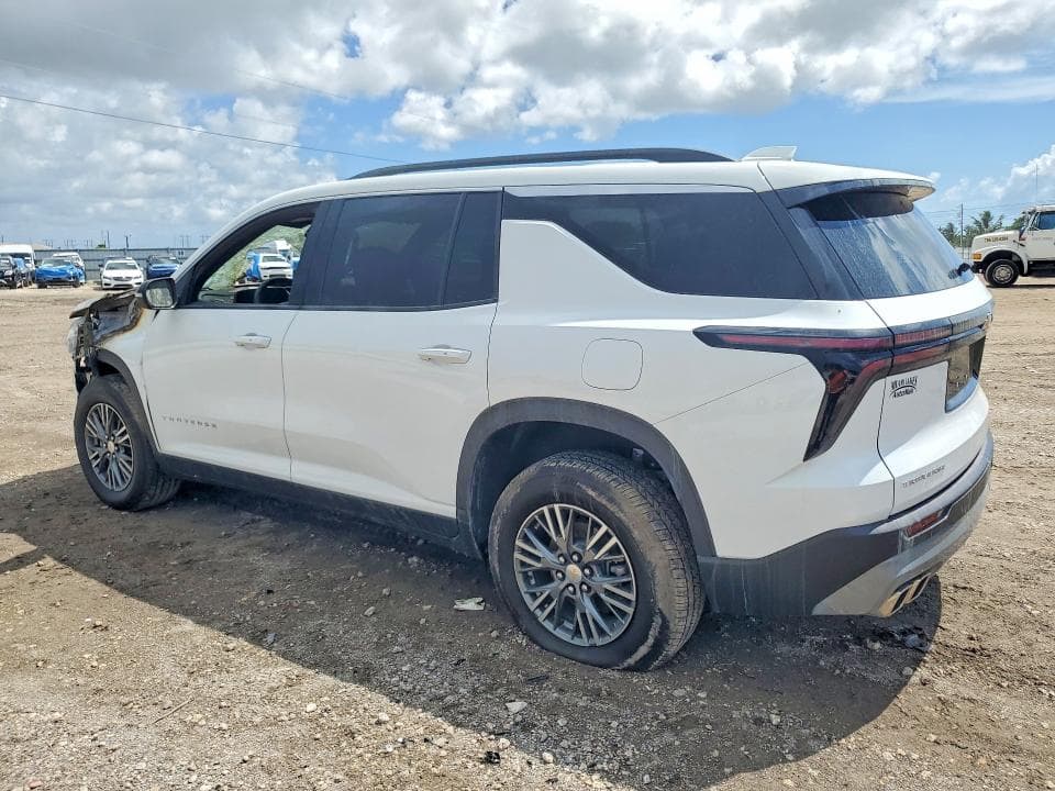 2026 CHEVROLET TRAVERSE LT 2