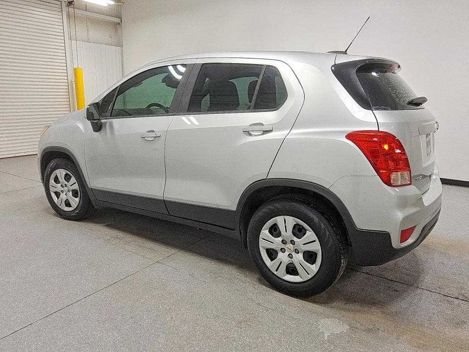 2017 CHEVROLET TRAX LS 2
