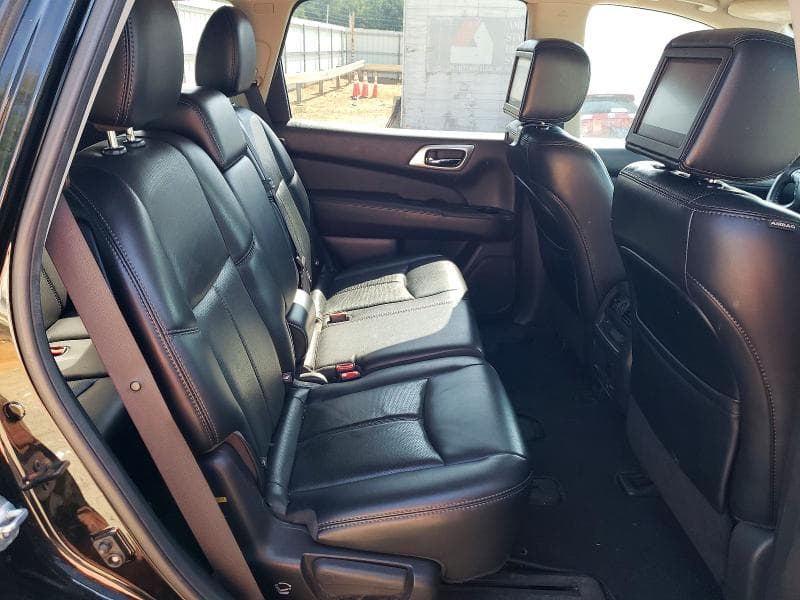 2017 NISSAN PATHFINDER PLATINUM 11