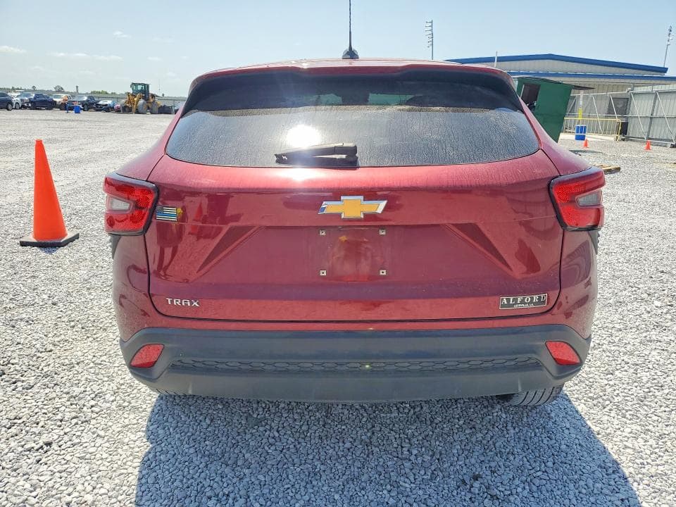 2024 CHEVROLET TRAX LS 6