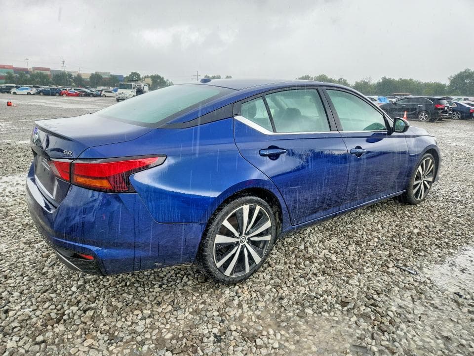 2019 NISSAN ALTIMA SR 3