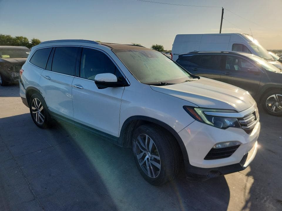 2017 HONDA PILOT TOURING 4