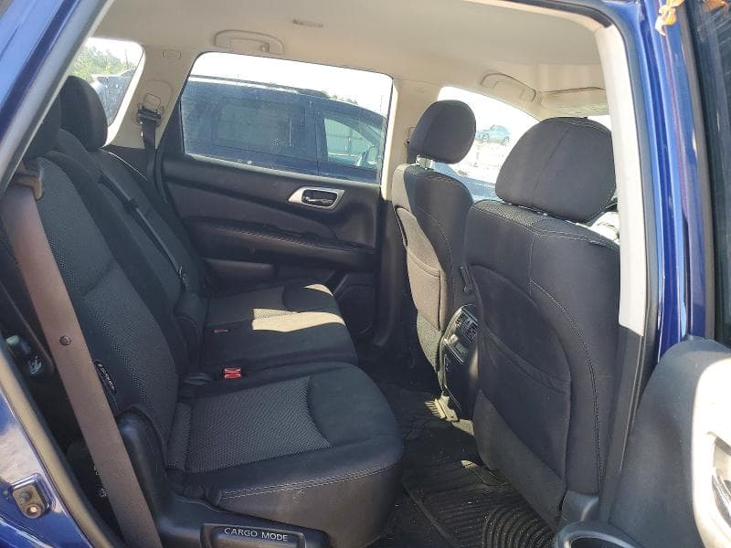2018 NISSAN PATHFINDER SV 11