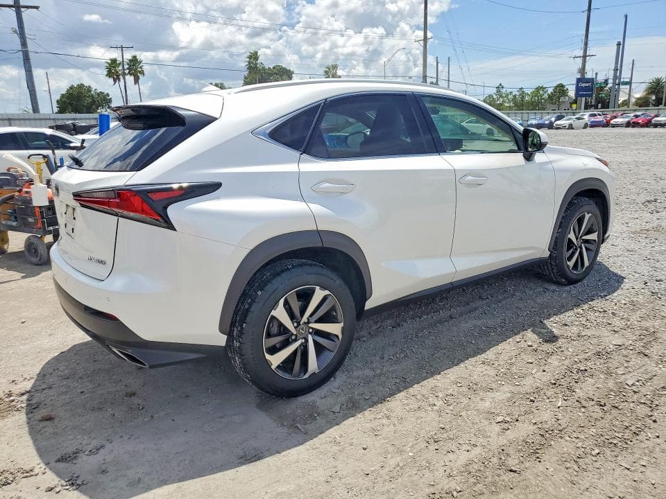 2018 LEXUS NX 300 BASE 3