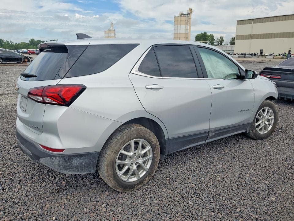 2022 CHEVROLET EQUINOX LT 3