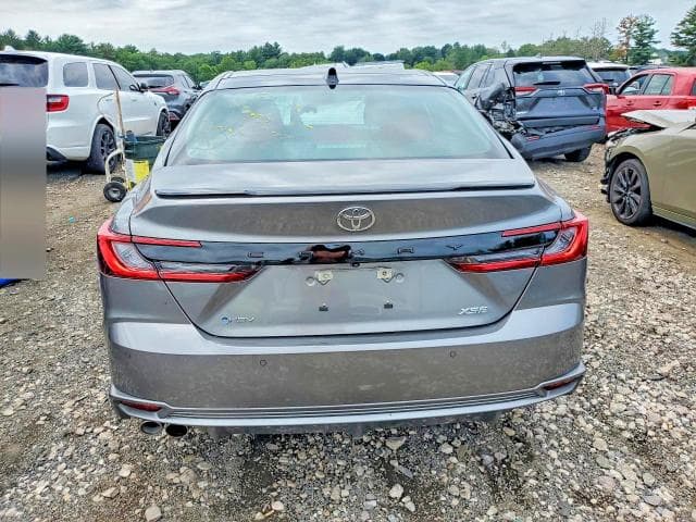 2025 TOYOTA CAMRY XSE 6